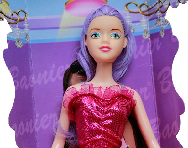 Búp bê Barbie làm tóc đổi màu