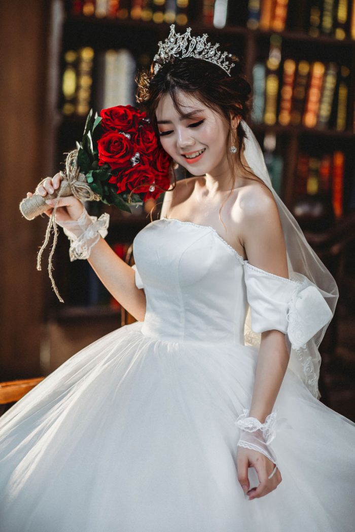 Lựa chọn áo cưới đẹp nhất phù hợp cho cô dâu 2020 2021