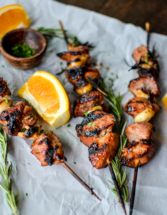 Apricot and Orange Pork Skewers with Garlic and Rosemary is a grilling recipe perfect for summer! | www.cookingandbeer.com