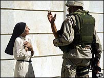 Iraqi nun talks to US soldier after bomb attack