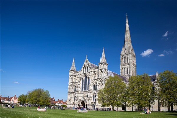 Salisbury (Cathedral, Shops & Sights)