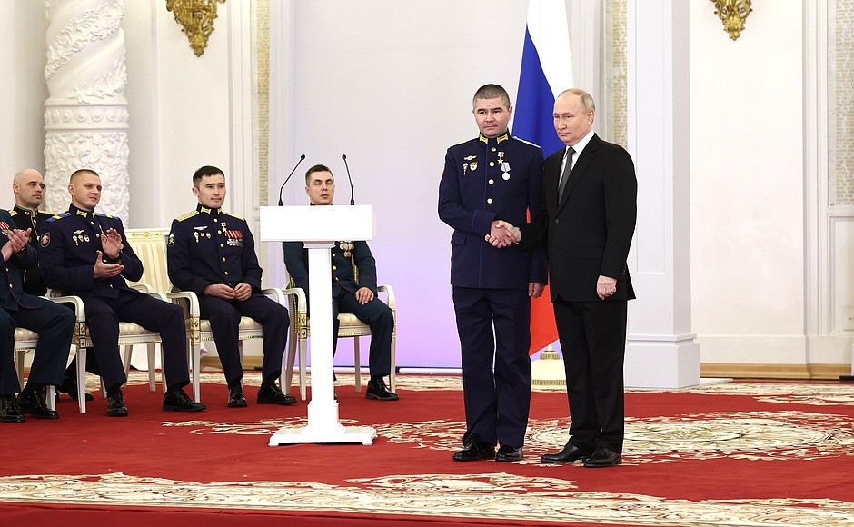 Presentation of Gold Star medals to Heroes of Russia. With Sergeant Ilyas Mukhamedeyev.