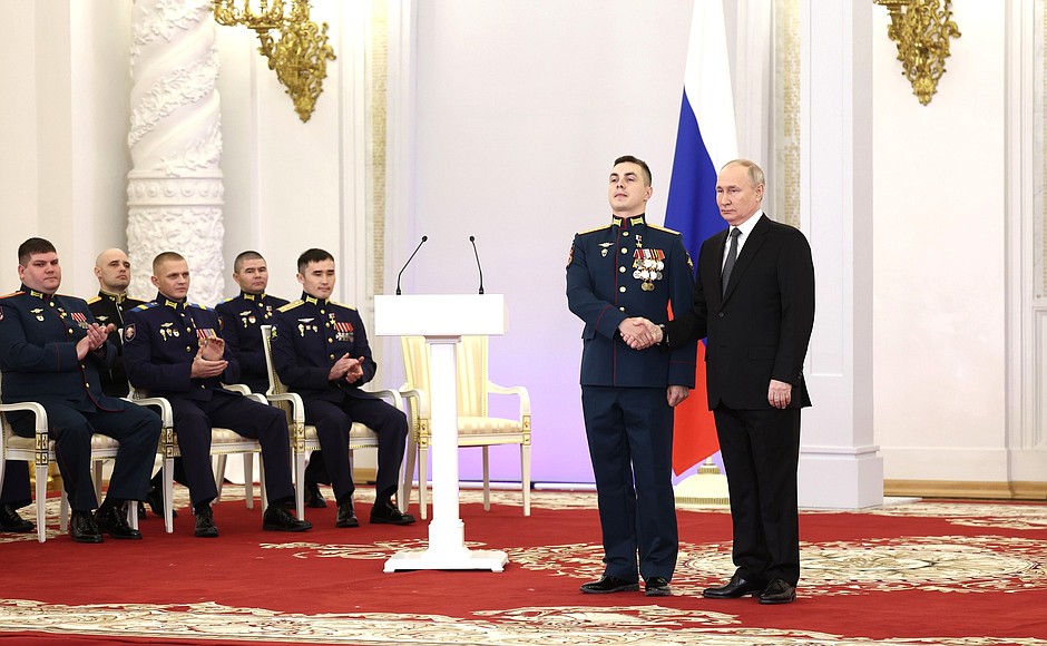 Presentation of Gold Star medals to Heroes of Russia. With Senior Sergeant Maxim Potashev.