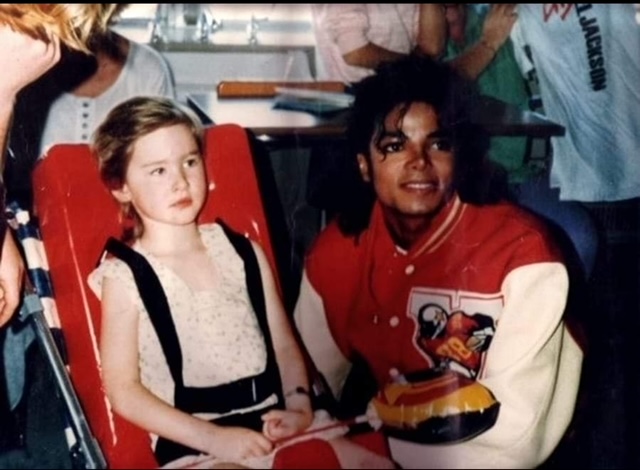 RARE Michael Jackson Photos You Never Seen Before ... Michael-jackson
