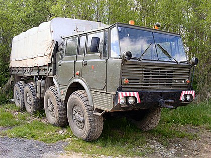 Tatra T813 camion 420px-Tatra_813_KOLOS_1